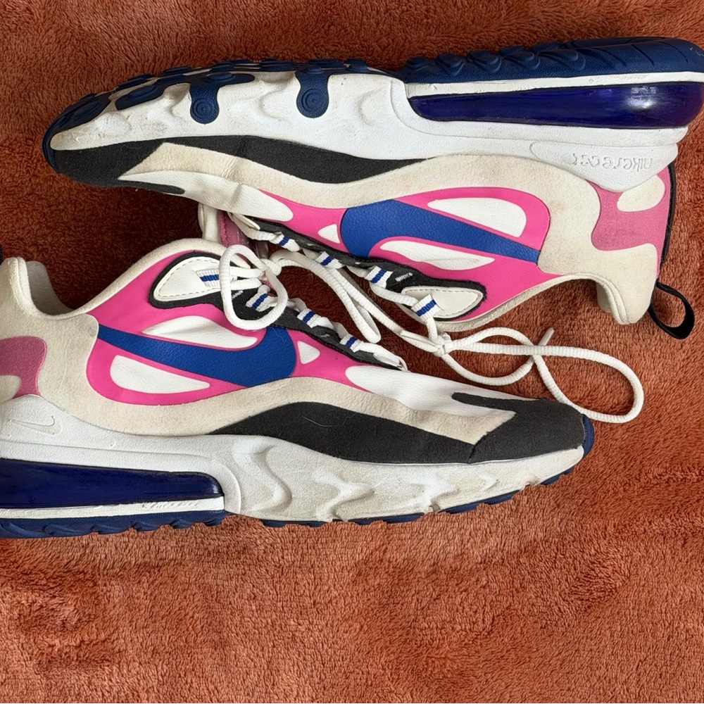 Nike React
